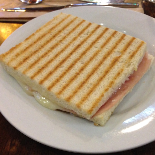 Bikini with no crust, barcelona, Bill Sinclair